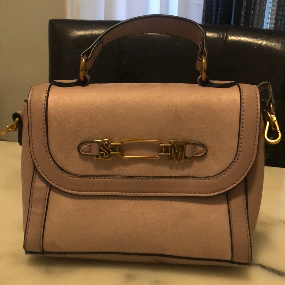 Steve Madden, Mauve crossbody bag.